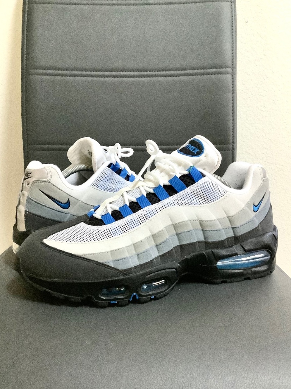 Mens 11 Nike Air Max 95 White/blue spark-neutral grey Big Bubble 2025 IM7410-100